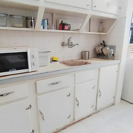 Private In Shared - Shared Bathroom And Dog Friendly منزل للإقامة *