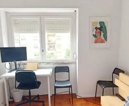Private In Shared - Shared Bathroom And Dog Friendly Lisboa