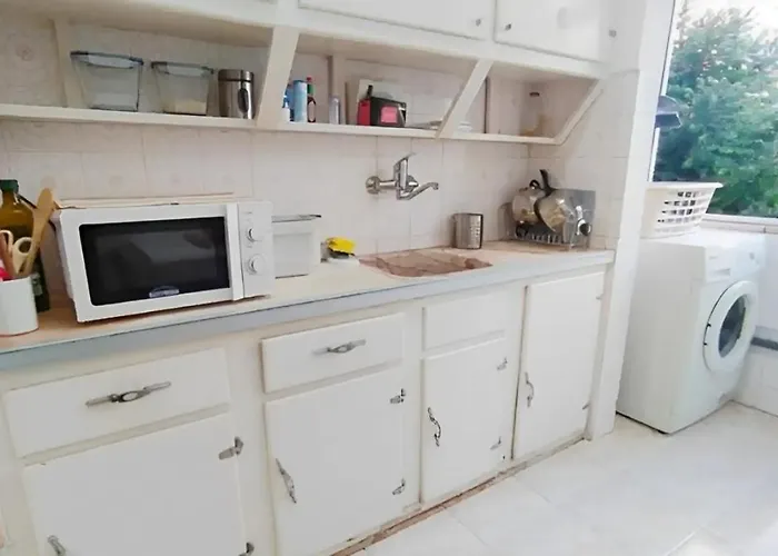 Private In Shared - Shared Bathroom And Dog Friendly منزل للإقامة *