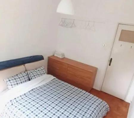 Privat bolig Private In Shared - Shared Bathroom And Dog Friendly Lisboa